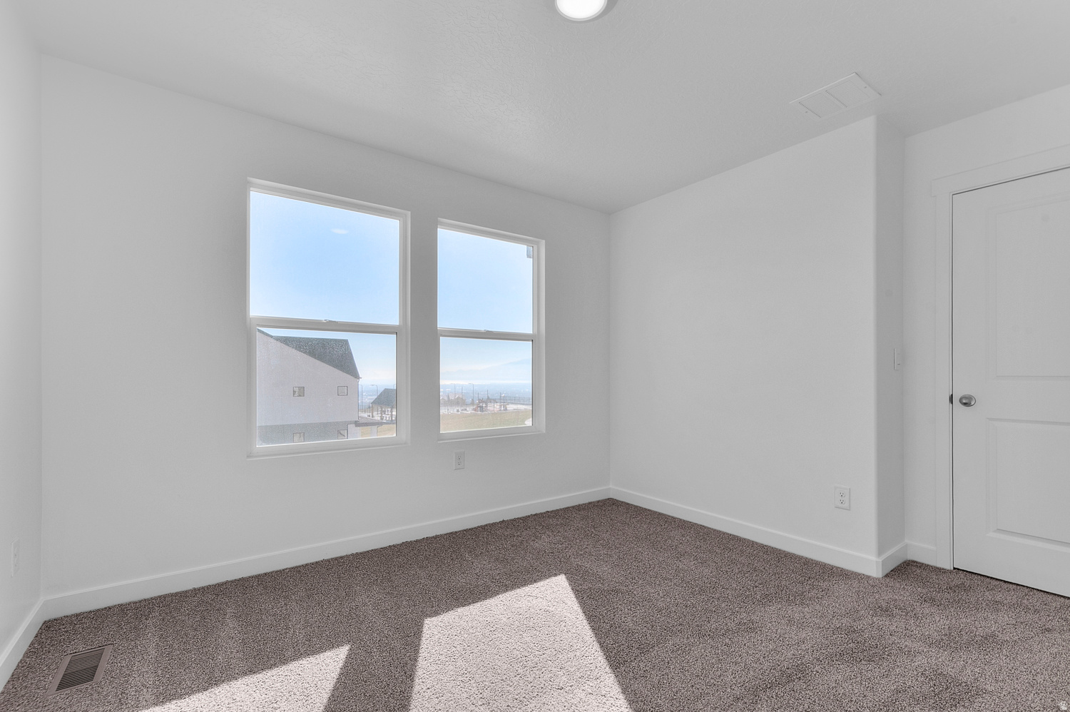 NIBLEY COACH - Residential