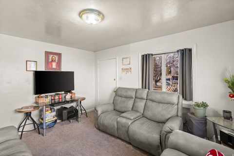 Tiny photo for 931 S 700 E, Provo, UT 84606 (MLS # 2138557)