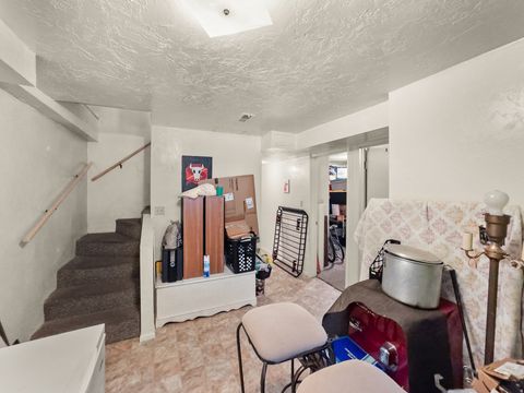 Tiny photo for 931 S 700 E, Provo, UT 84606 (MLS # 2138557)