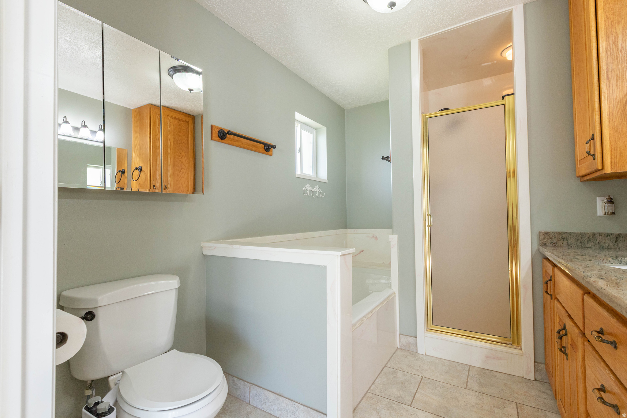 MAPLE LEAF SUBD - Residential