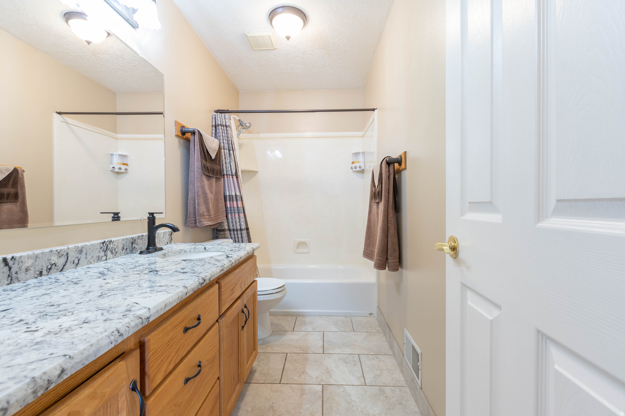 MAPLE LEAF SUBD - Residential