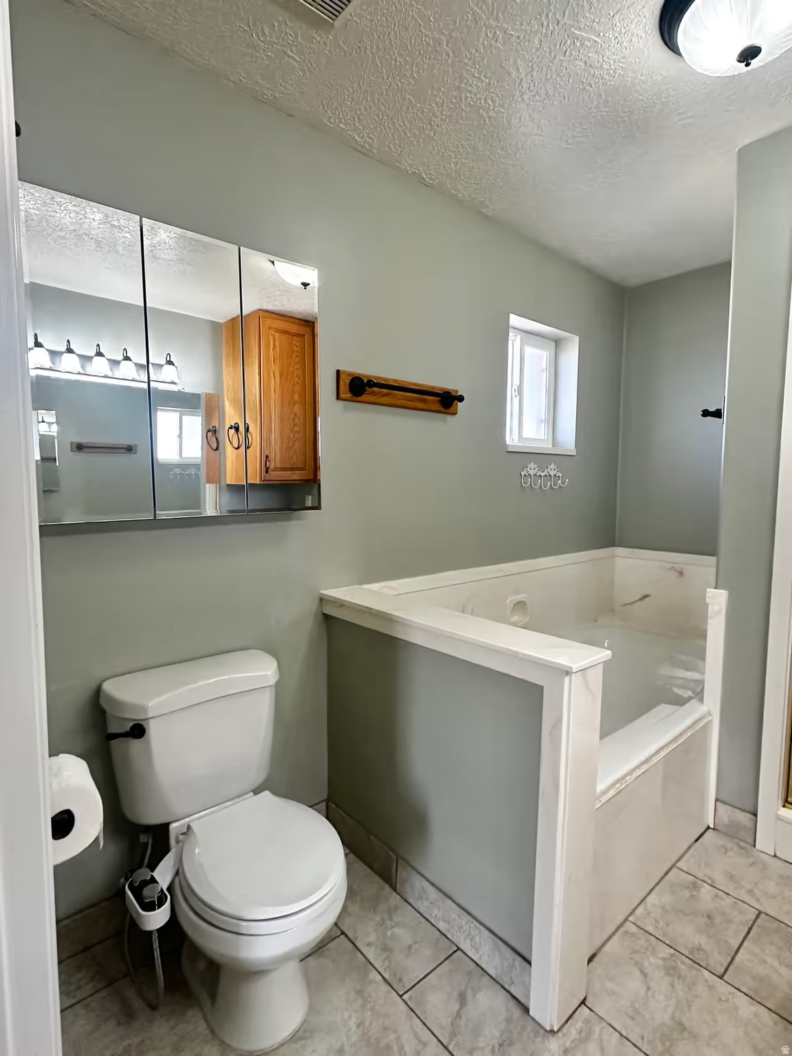 MAPLE LEAF SUBD - Residential