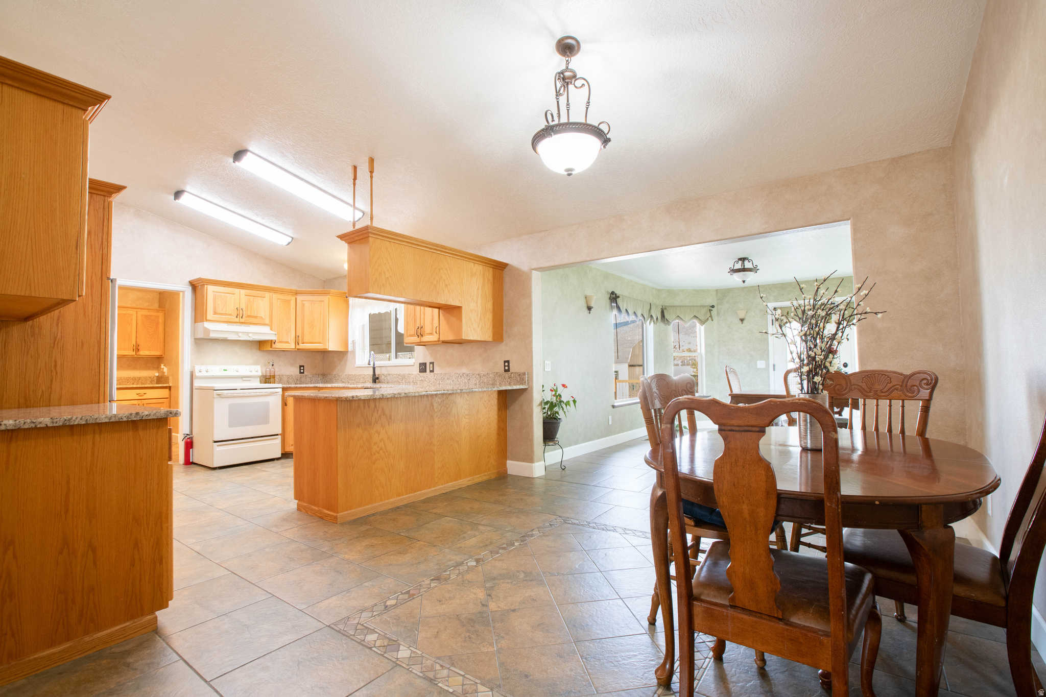 MAPLE LEAF SUBD - Residential