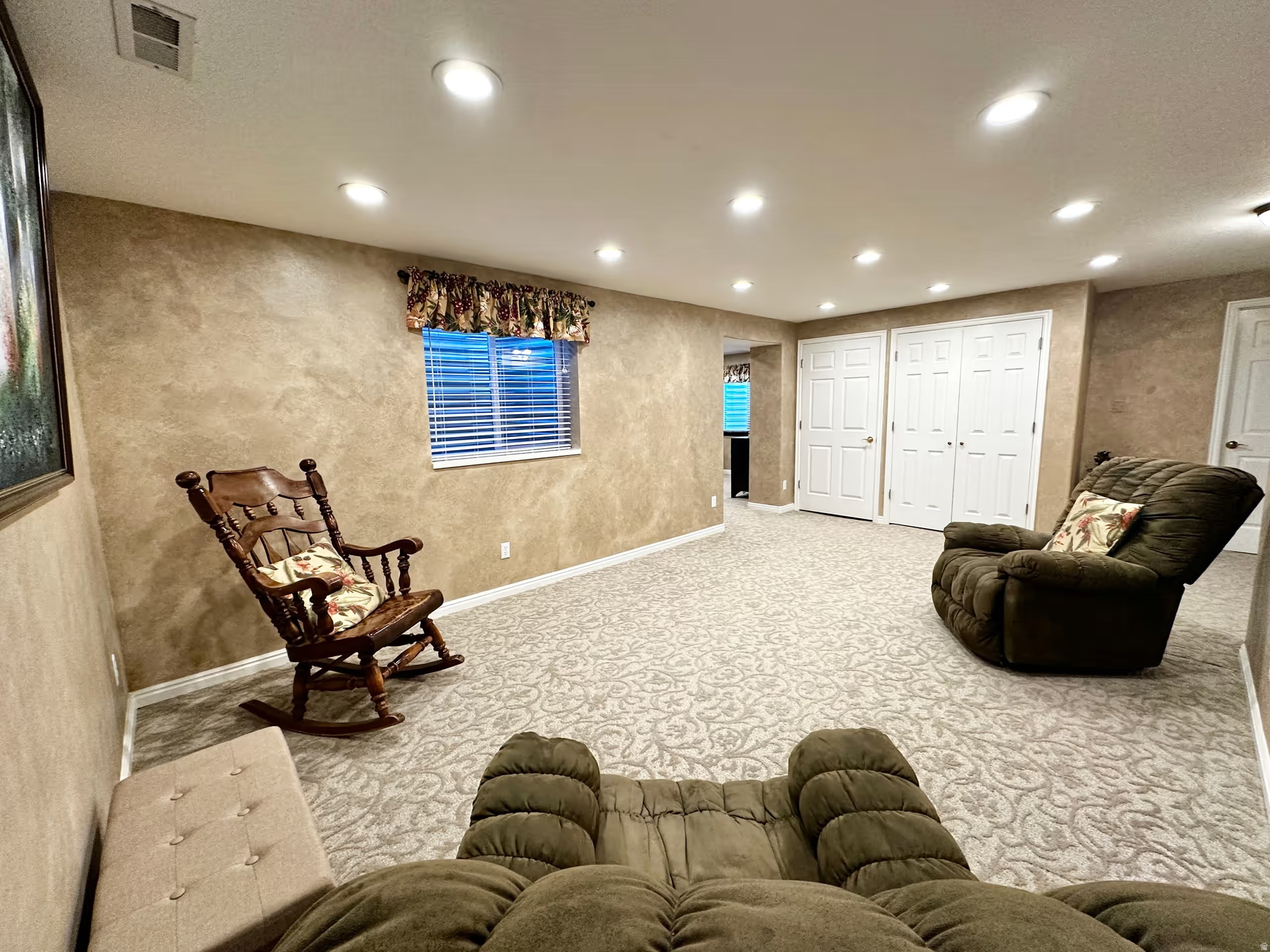 MAPLE LEAF SUBD - Residential