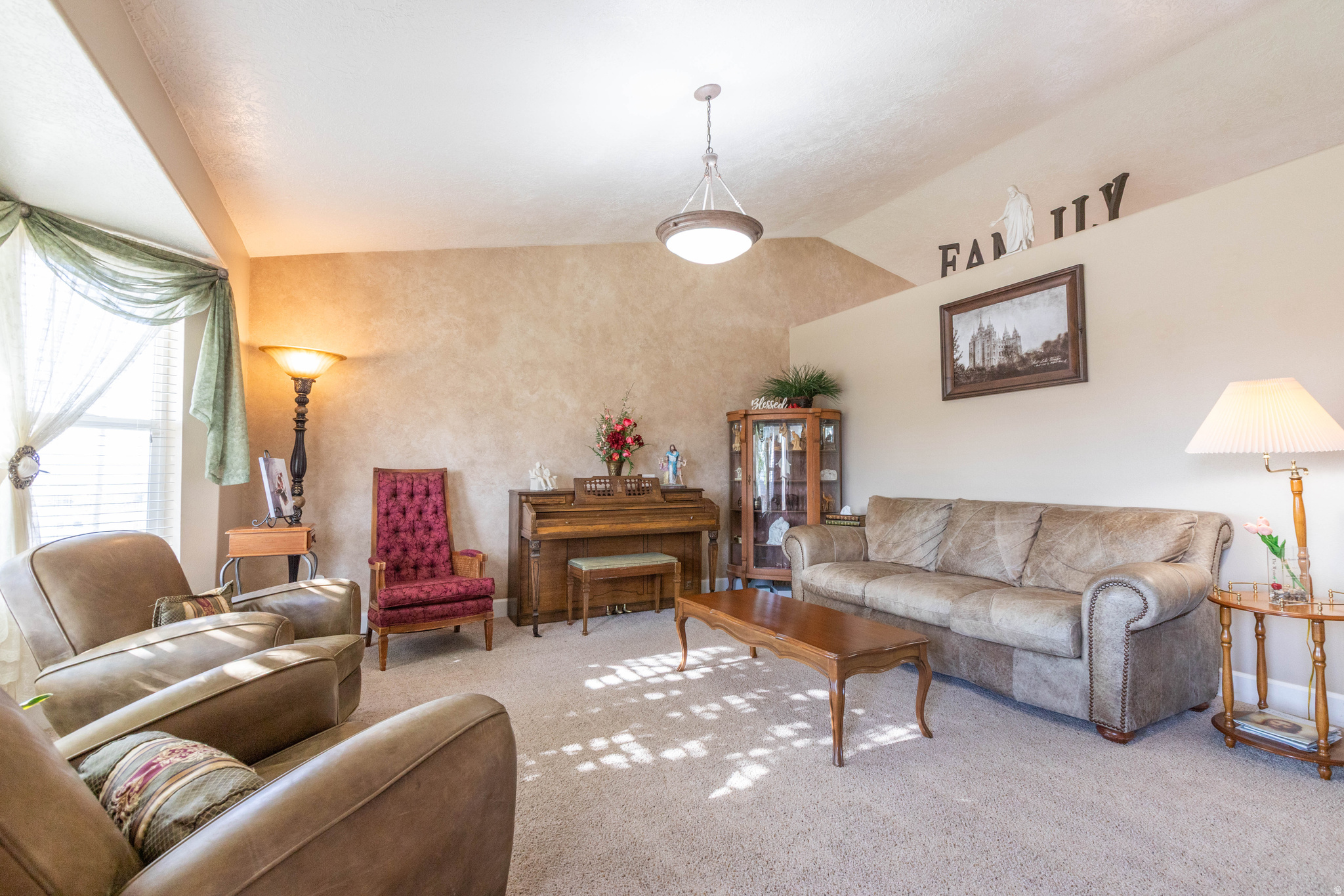 MAPLE LEAF SUBD - Residential