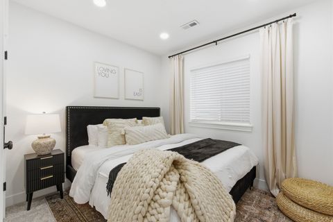 Tiny photo for 596 S MEADE ST, Mapleton, UT 84664 (MLS # 2150155)