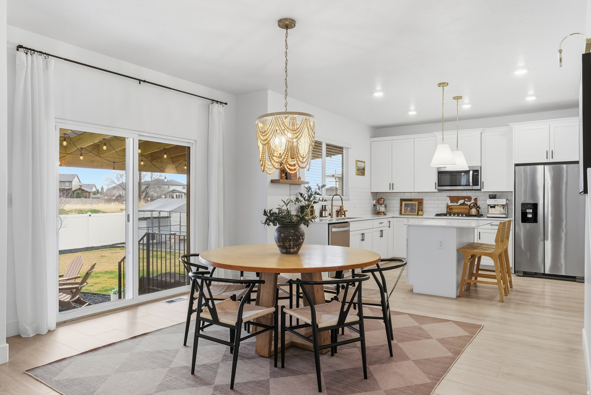 MAPLETON GROVE - Residential