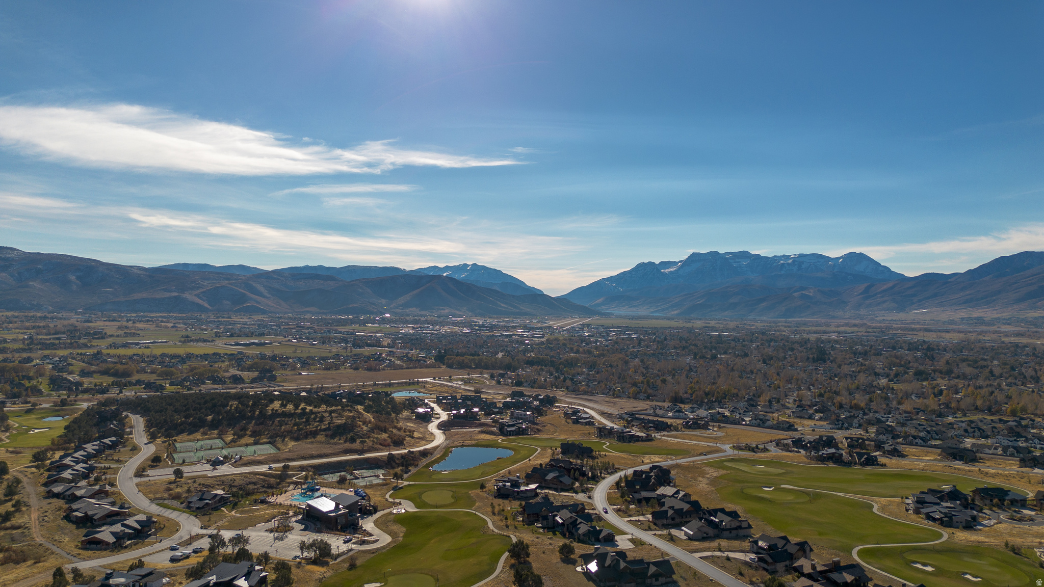 RED LEDGES - Land
