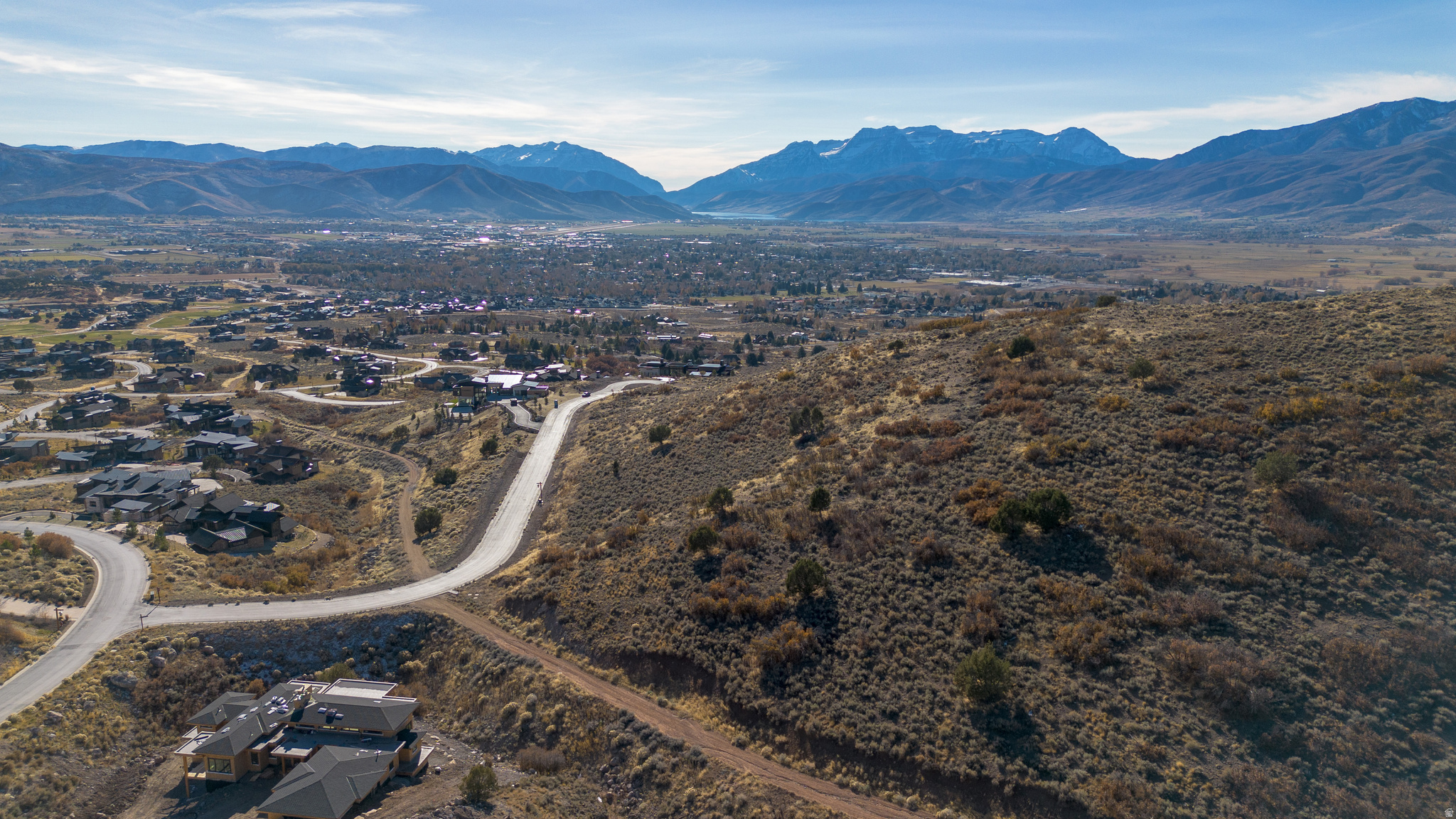 RED LEDGES - Land