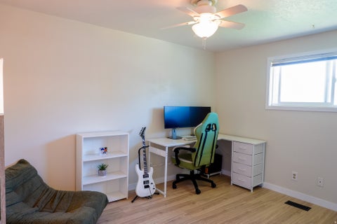 Tiny photo for 784 W 2550 N, Clinton, UT 84015 (MLS # 2182074)