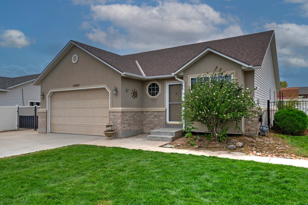Photo of 13382 S 2480 W, Riverton, UT 84065 (MLS # 2183139)