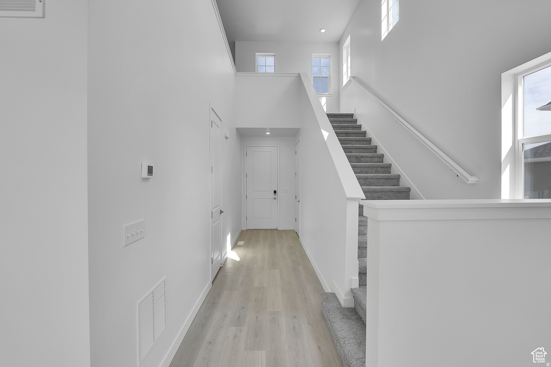 PONY EXPRESS ESTATES - Residential