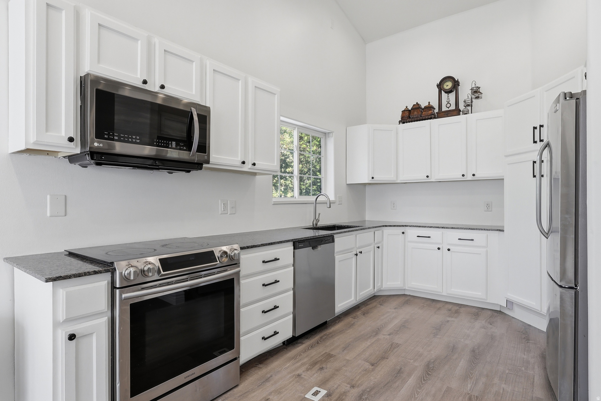 RIDGE - Residential
