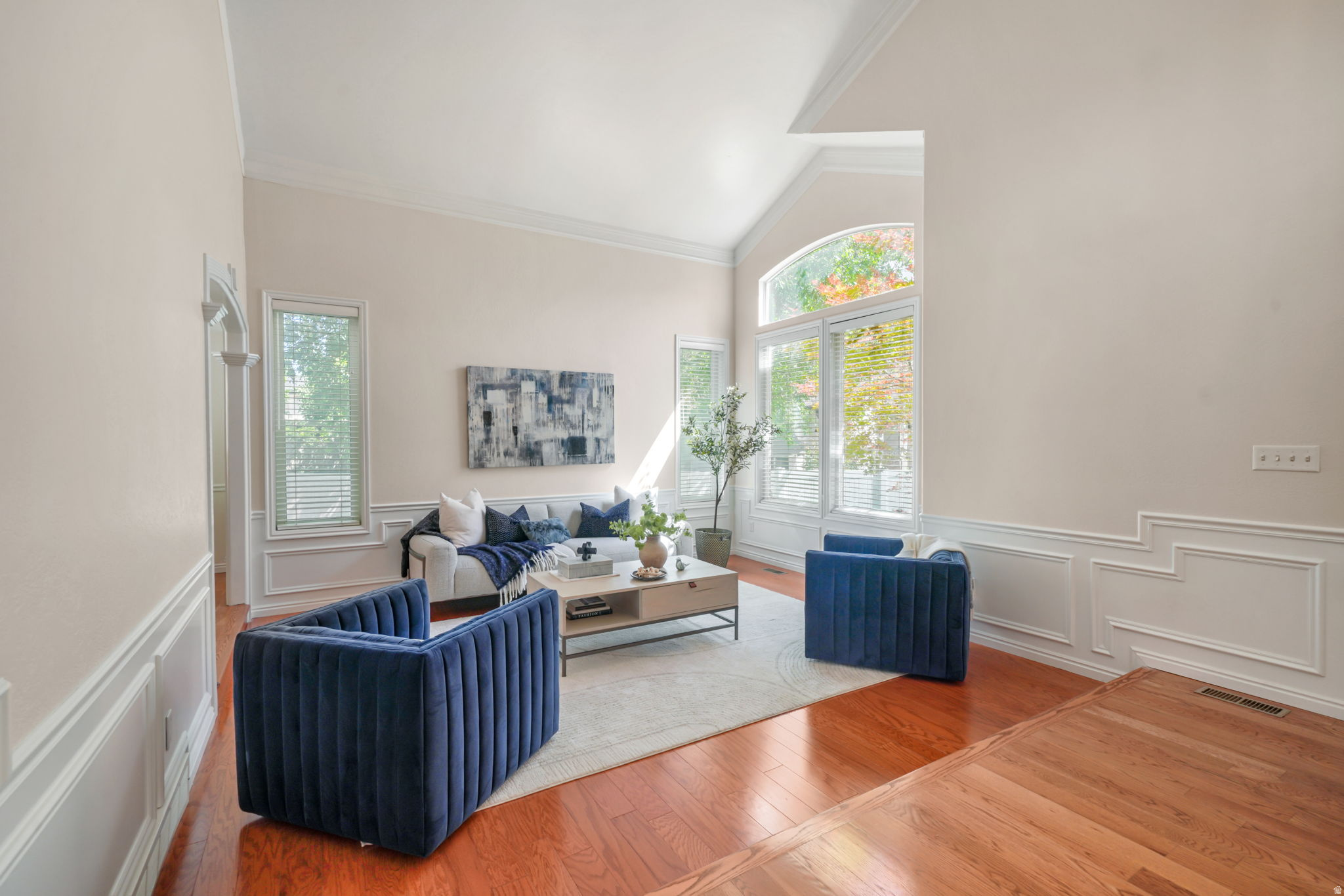 SURREY LANE - Residential