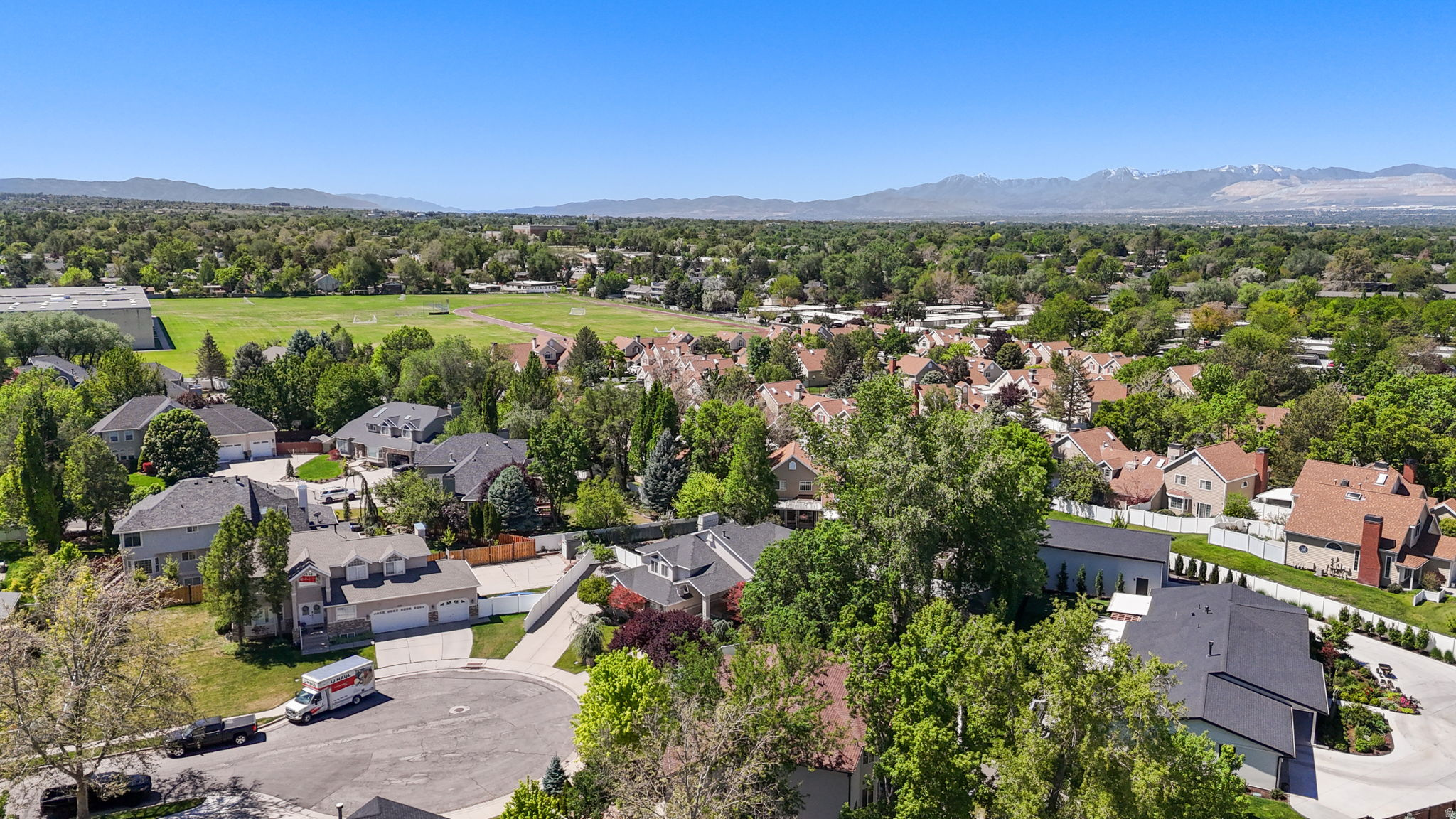 SURREY LANE - Residential