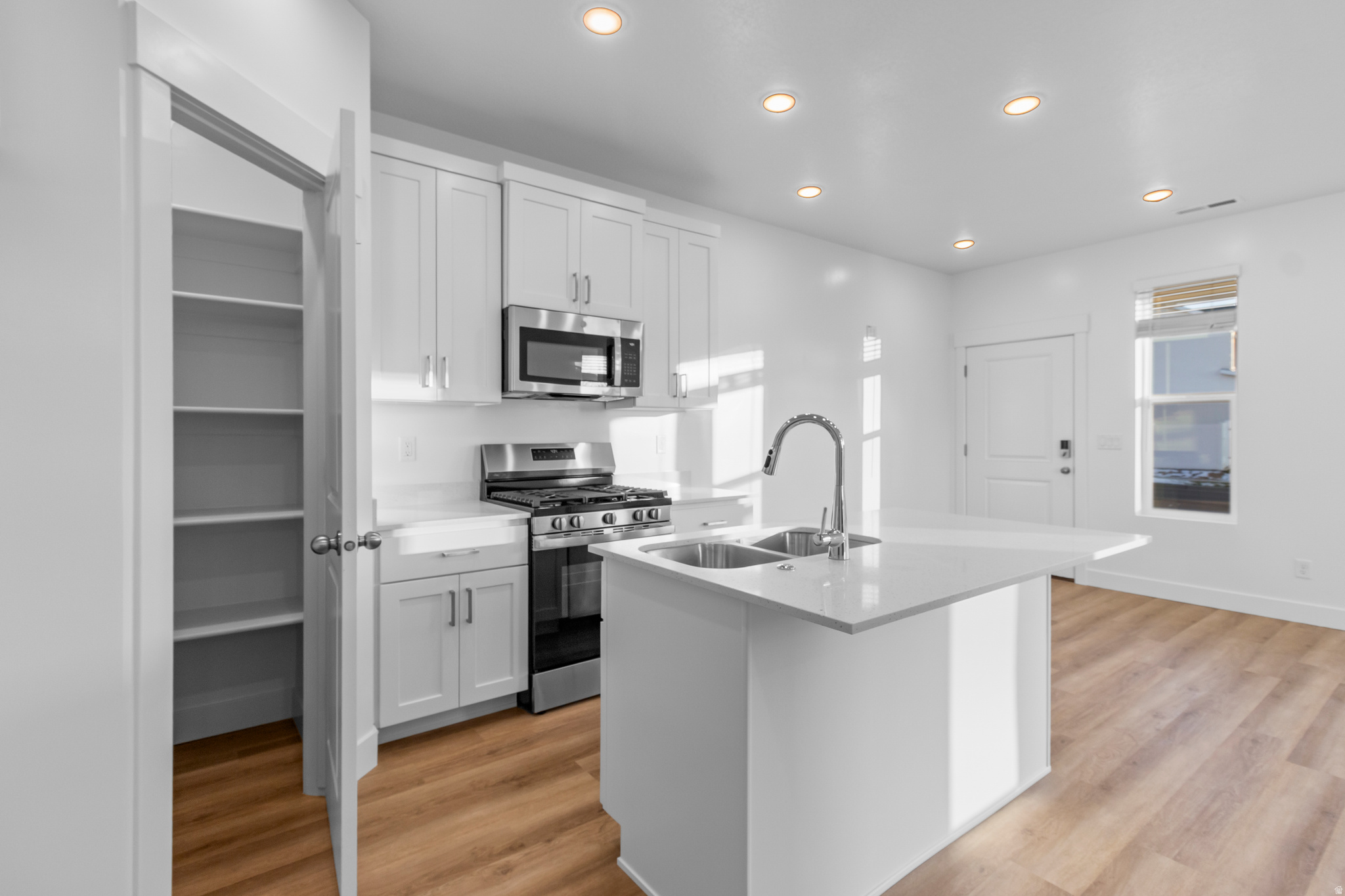 NORTH POINT - Residential