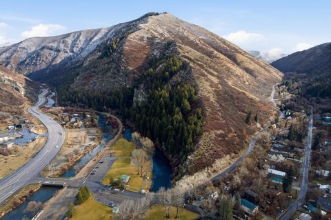 Tiny photo for 6699 E SOUTHFORK RD, Provo, UT 84604 (MLS # 2129143)