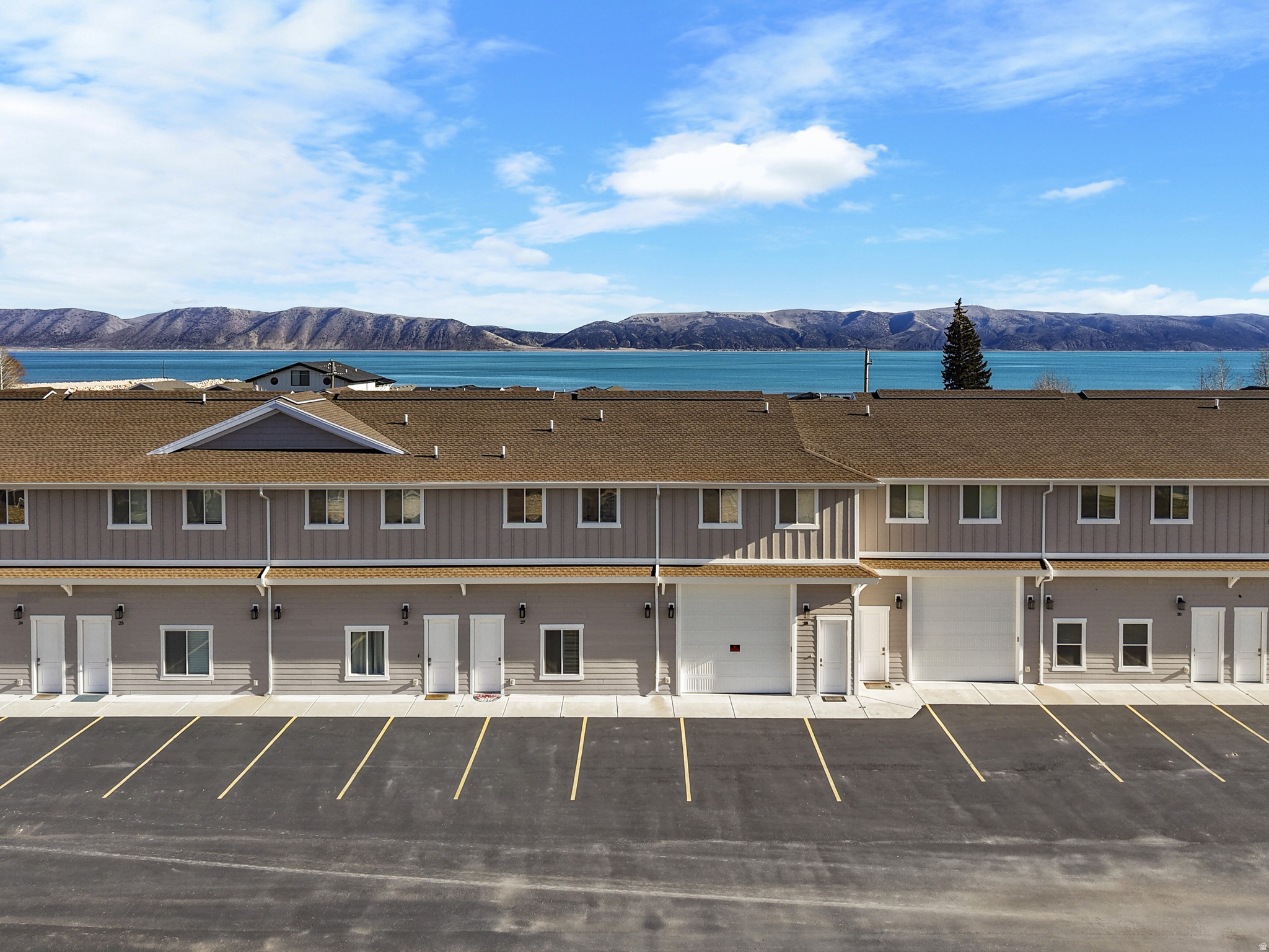 LEGACY BEACH - Residential