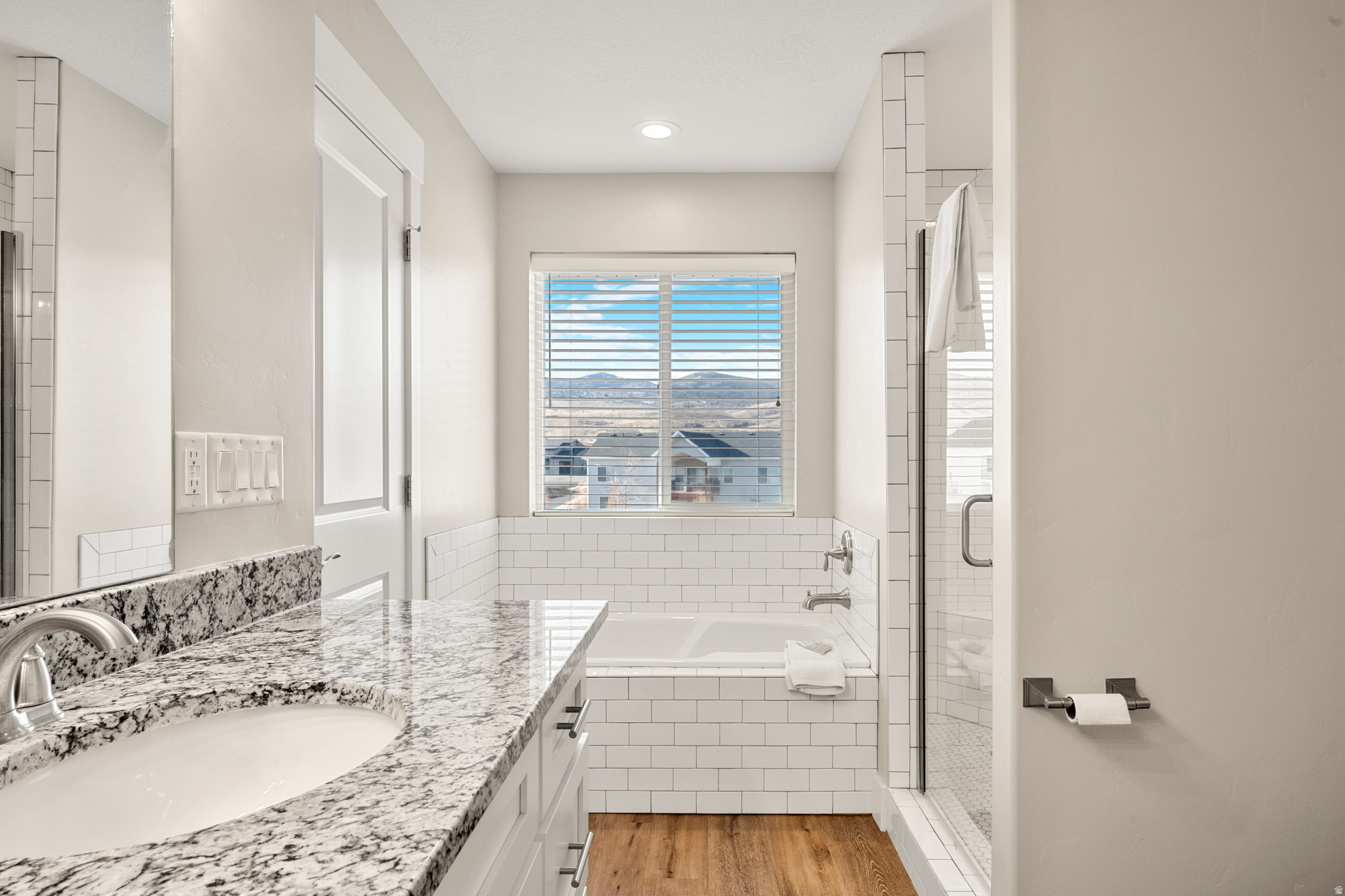 LEGACY BEACH - Residential