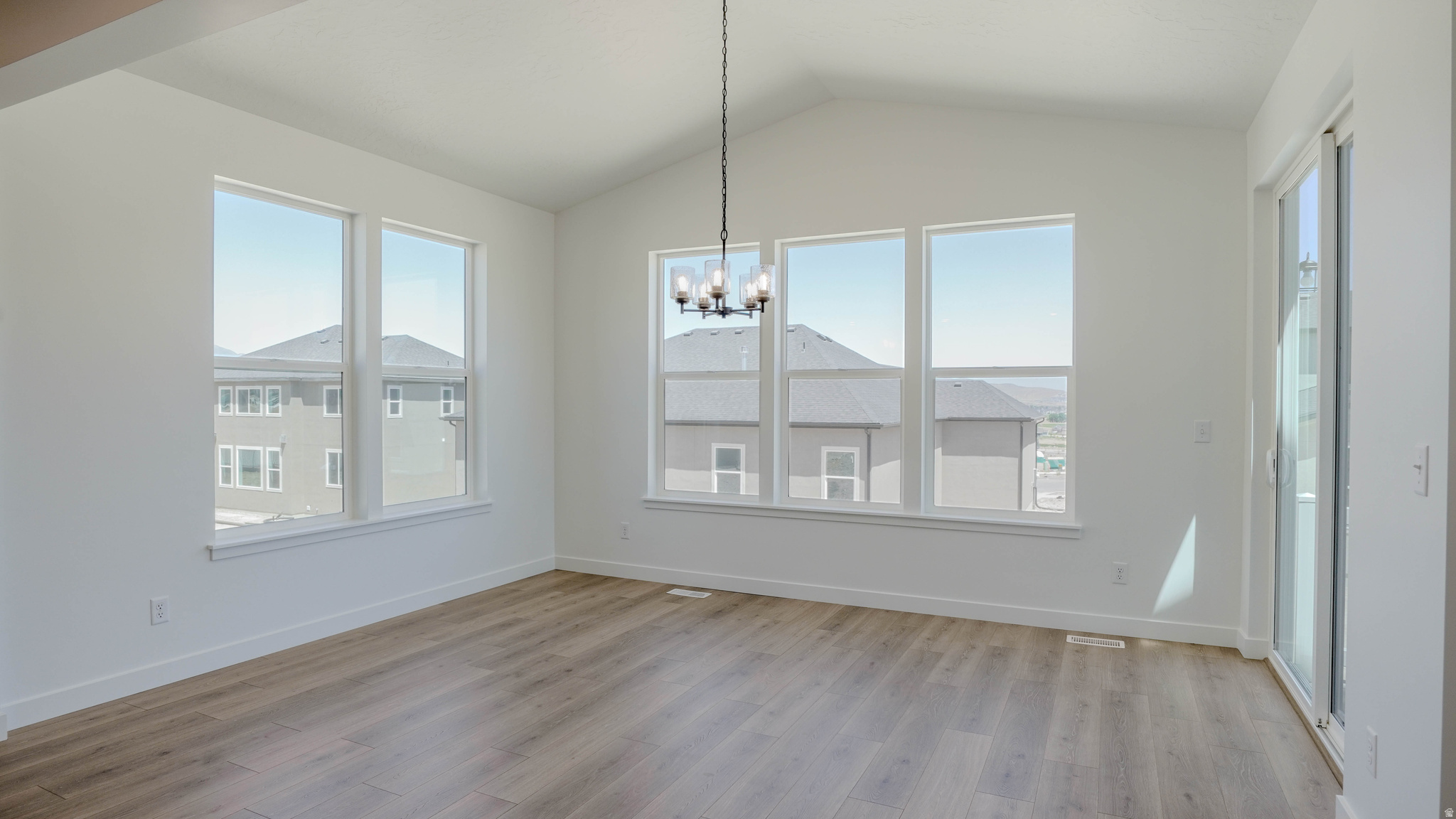 CANTON RIDGE - Residential