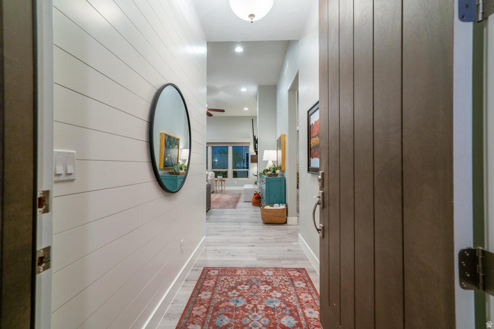 RETREAT AT SAND HOLLOW - Residential