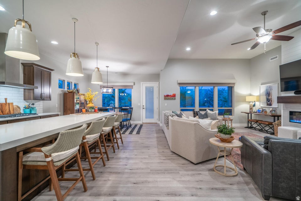 RETREAT AT SAND HOLLOW - Residential