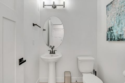 Tiny photo for 4948 E LAKE CORNER DR N, Eagle Mountain, UT 84005 (MLS # 2138049)