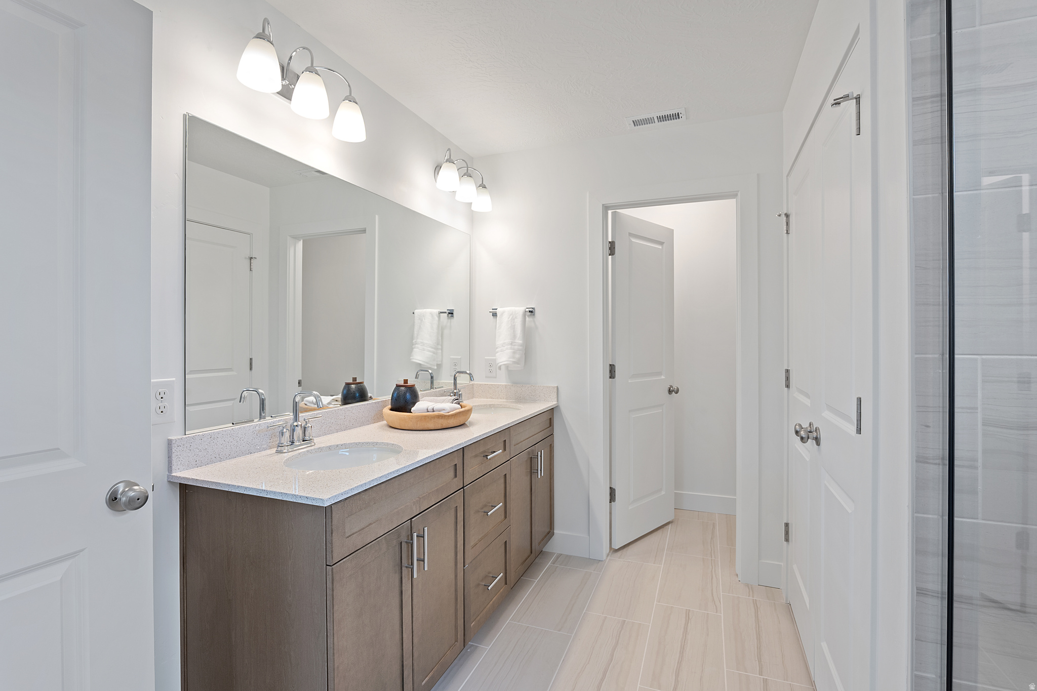 PARKSIDE SUNRISE RANCH - Residential