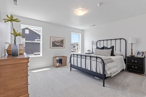 Tiny photo for 65 S STARLIGHT LN S #300, Mapleton, UT 84664 (MLS # 2124711)