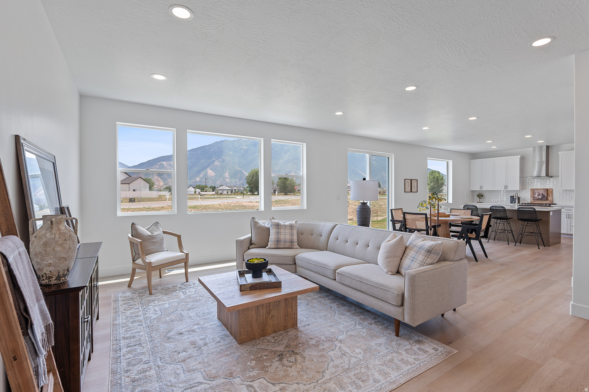 PARKSIDE SUNRISE RANCH - Residential