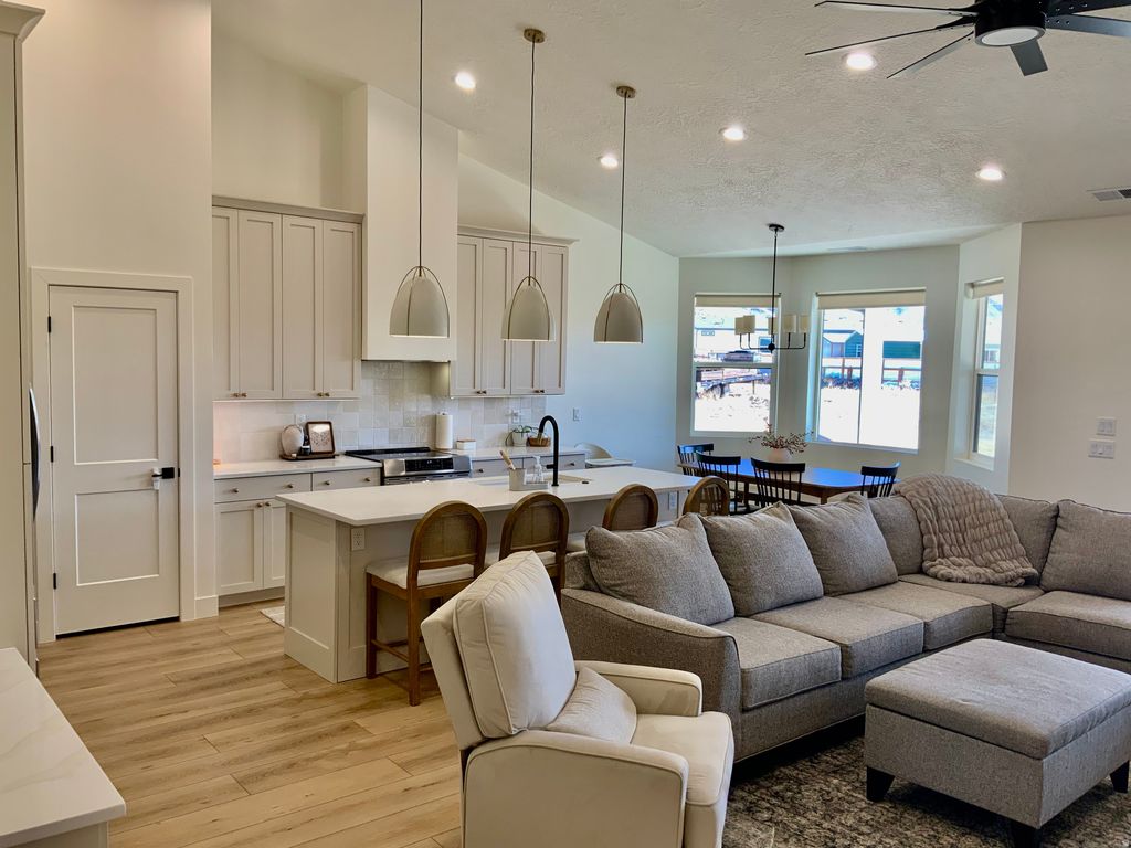 Photo of 277 W 800 S, Monroe, UT 84754 (MLS # 2146268)