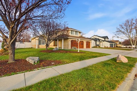Tiny photo for 1182 COUNTRY RIDGE DR, South Jordan, UT 84095 (MLS # 2126450)