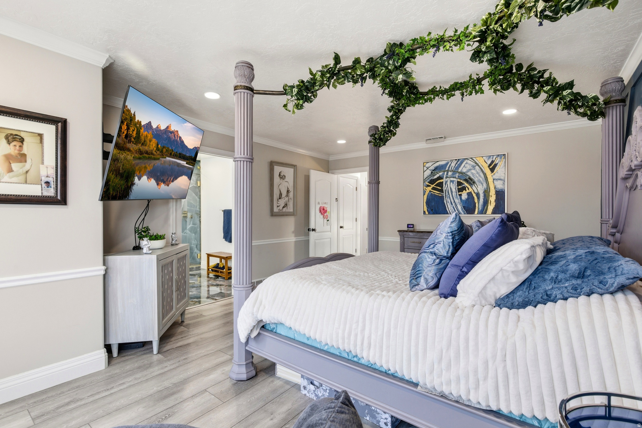 CLOVER RIDGE - Residential