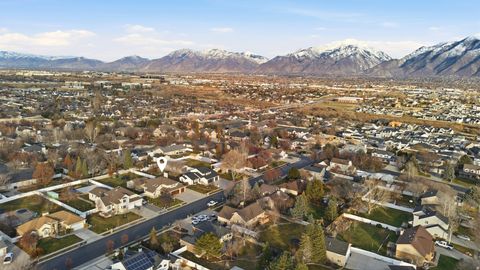 Tiny photo for 1182 COUNTRY RIDGE DR, South Jordan, UT 84095 (MLS # 2126450)