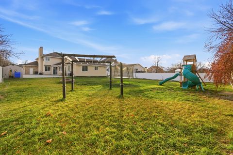 Tiny photo for 1182 COUNTRY RIDGE DR, South Jordan, UT 84095 (MLS # 2126450)