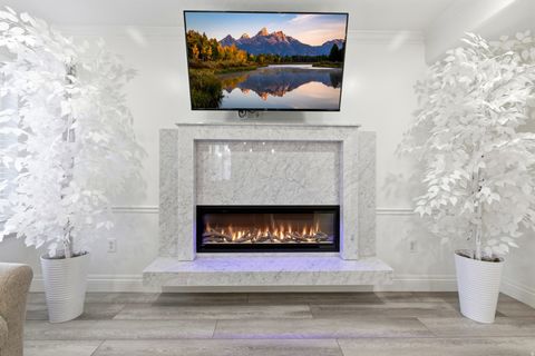 Tiny photo for 1182 COUNTRY RIDGE DR, South Jordan, UT 84095 (MLS # 2126450)