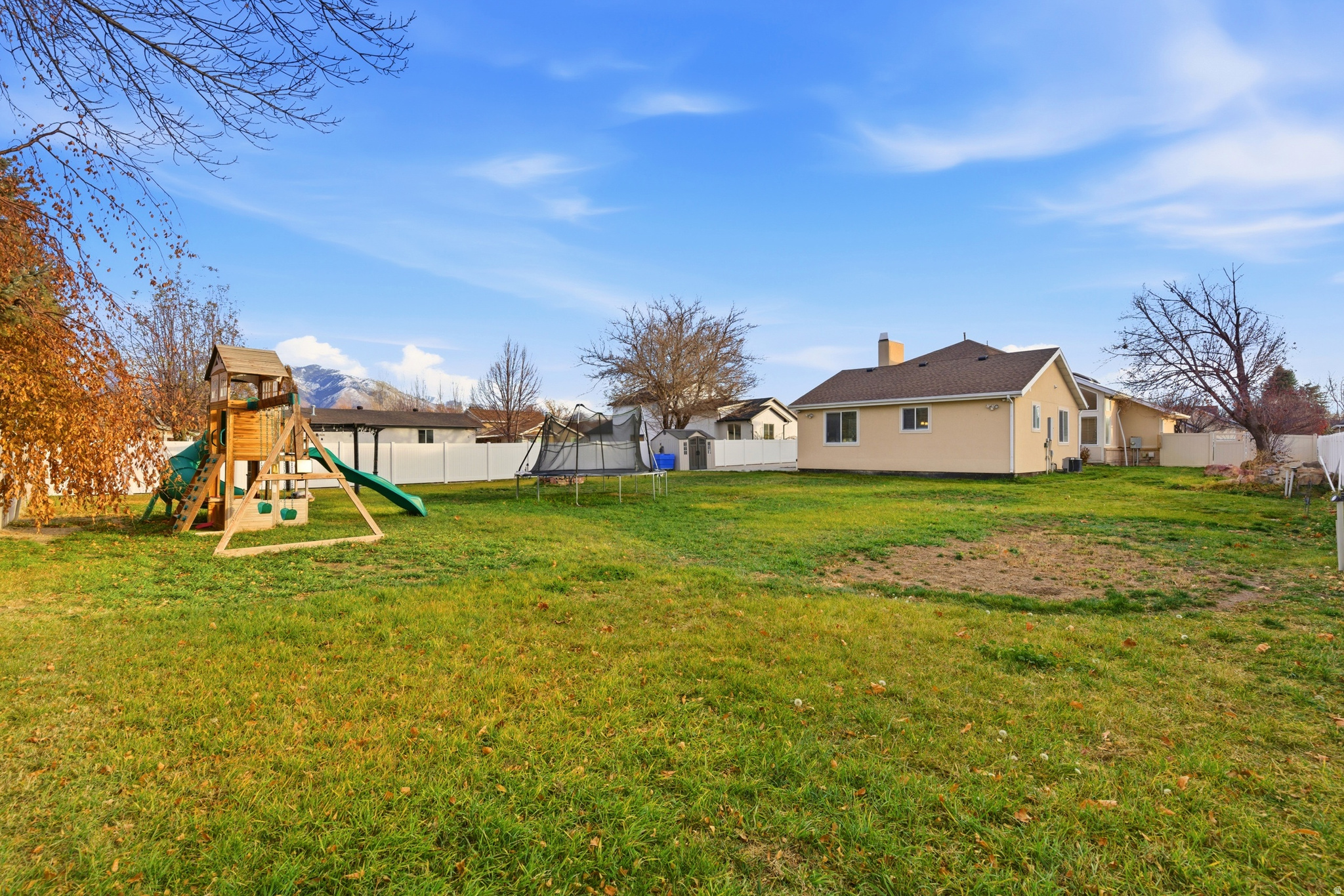 CLOVER RIDGE - Residential