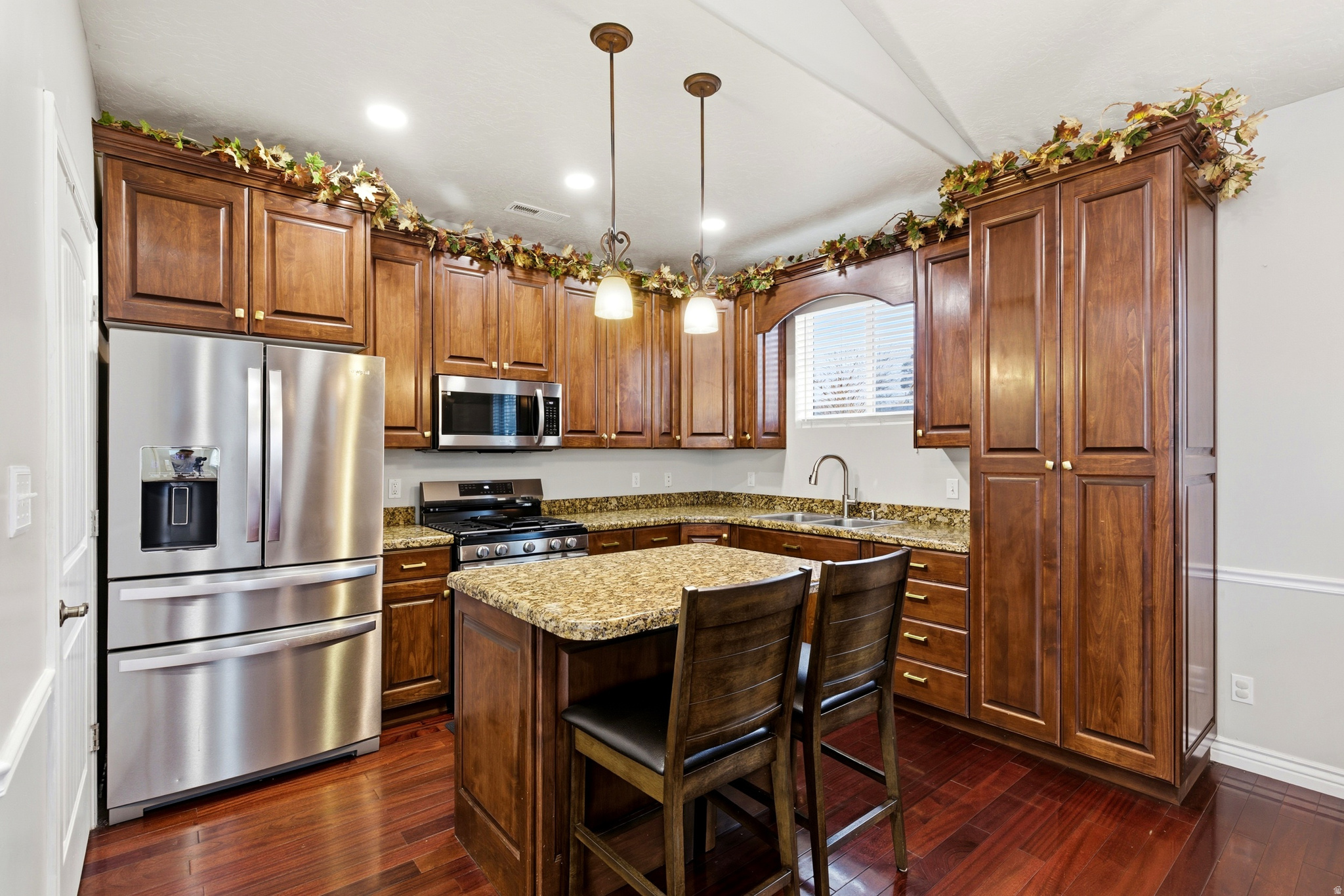 CLOVER RIDGE - Residential