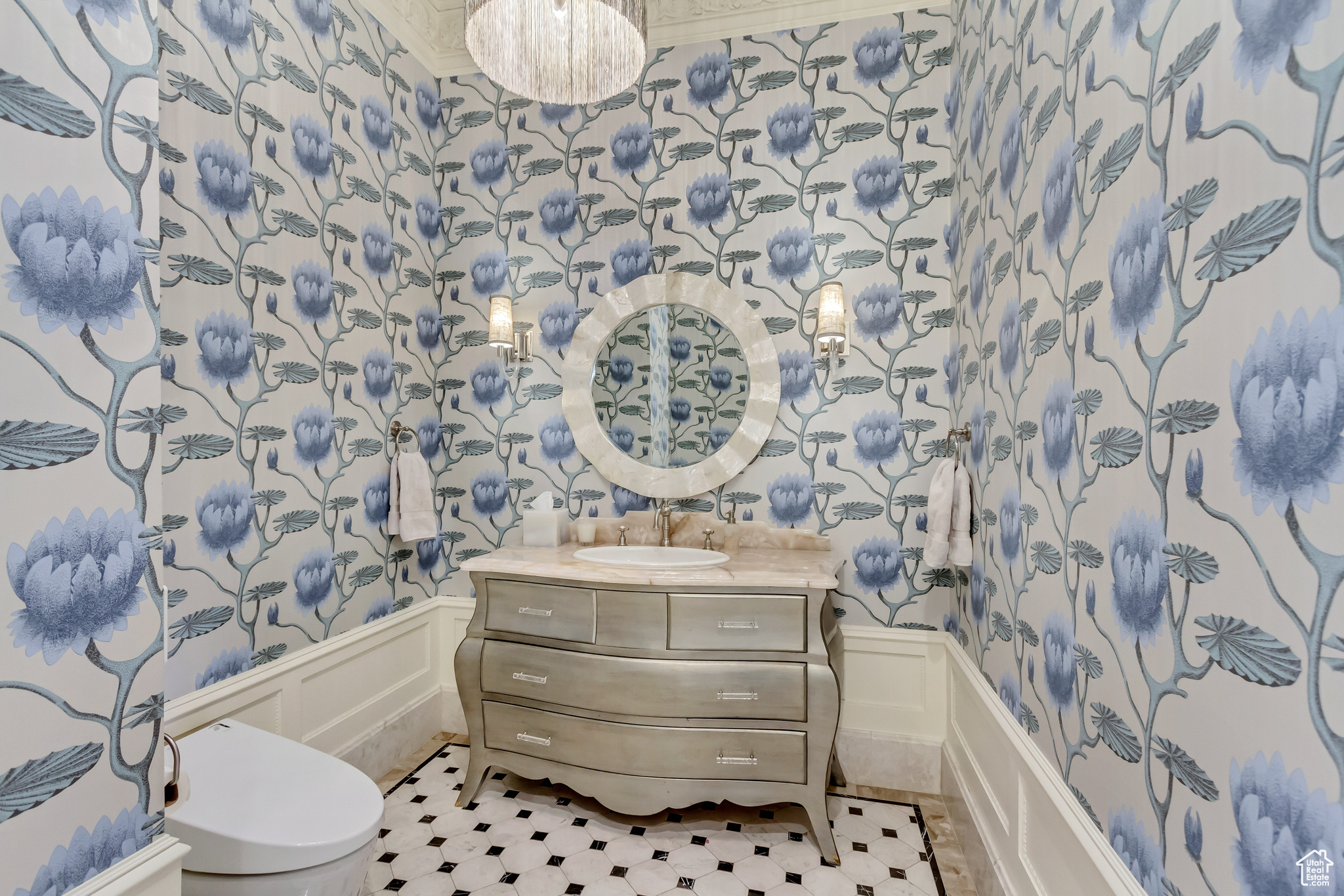 ALPINE COVE - Residential