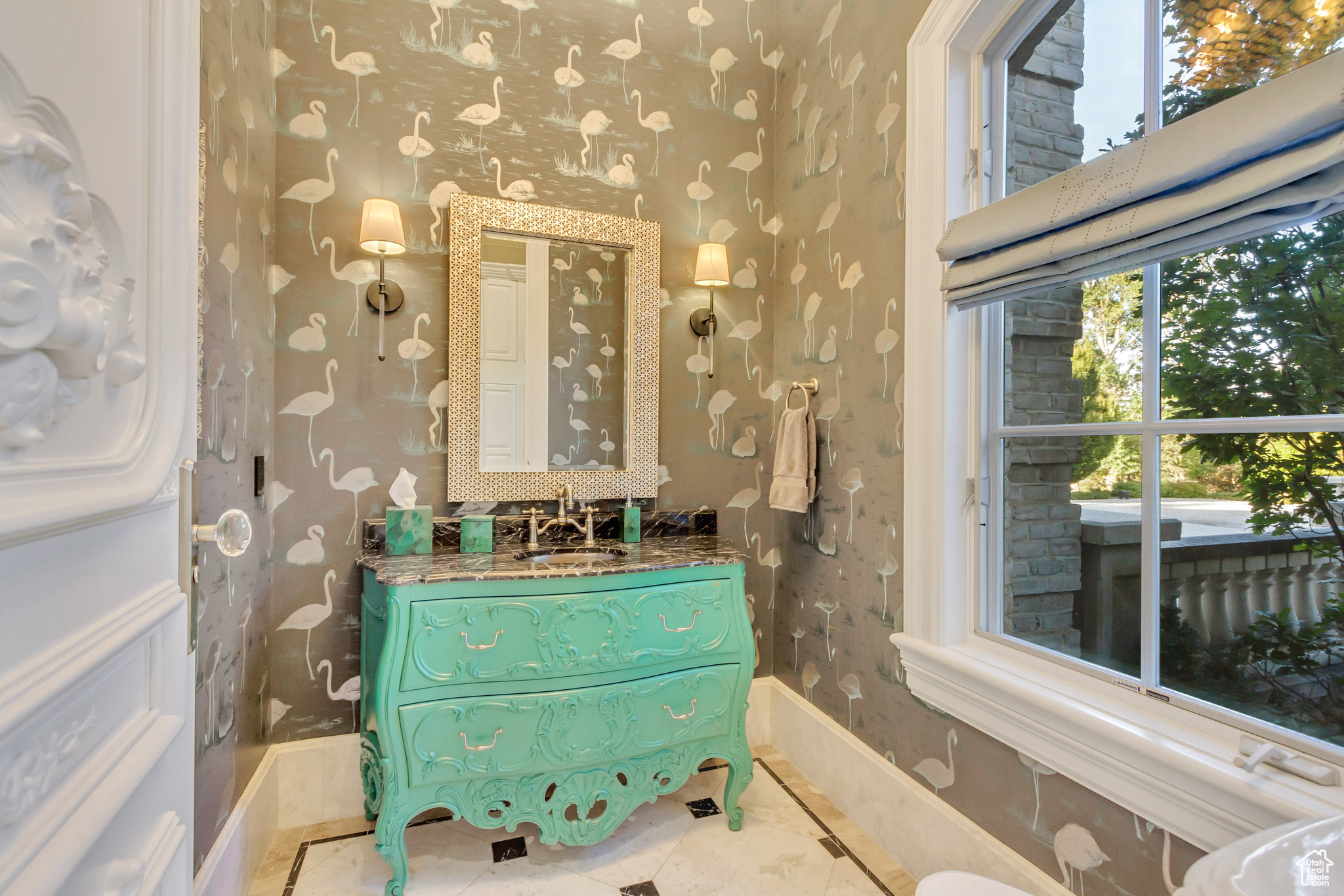 ALPINE COVE - Residential