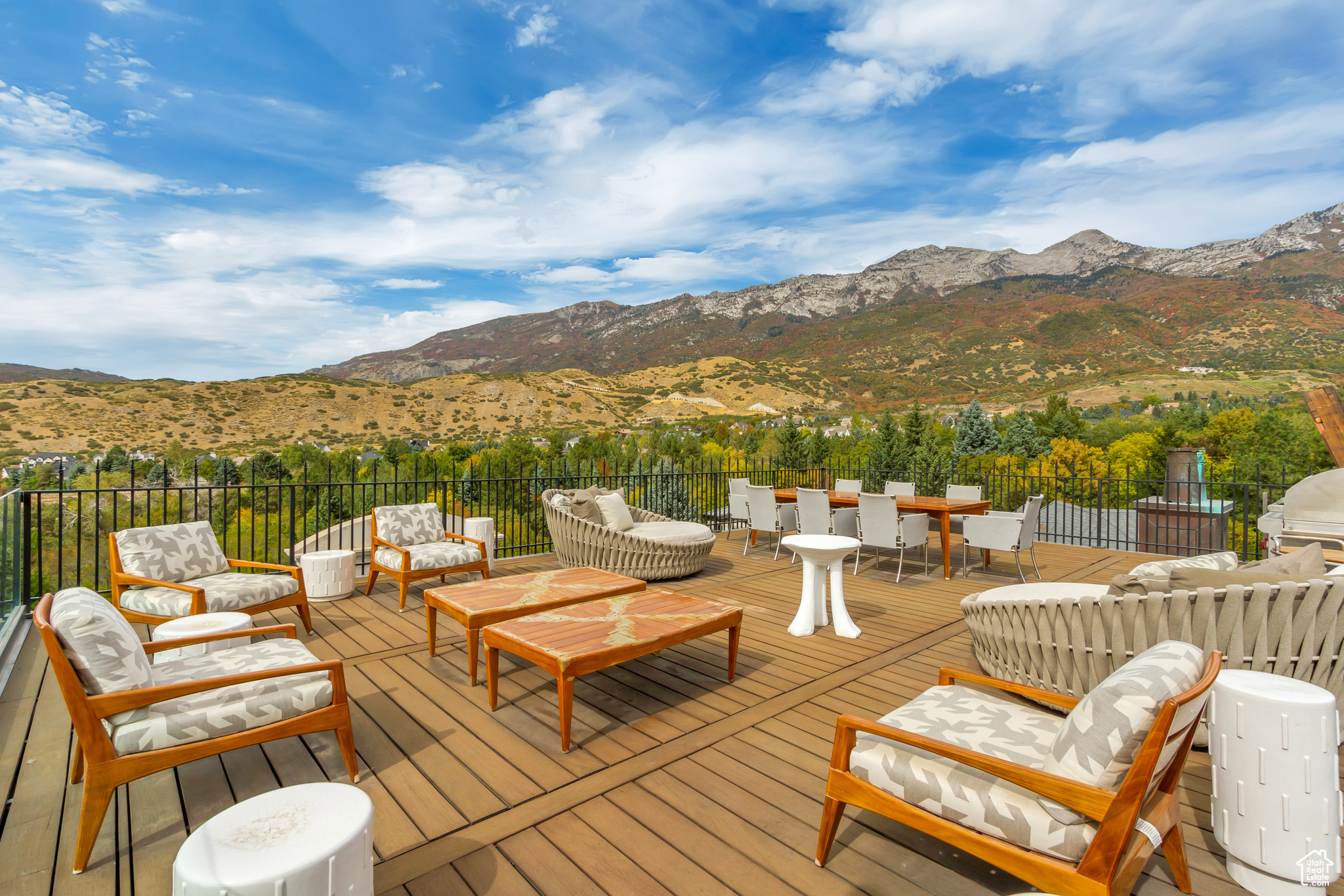 ALPINE COVE - Residential