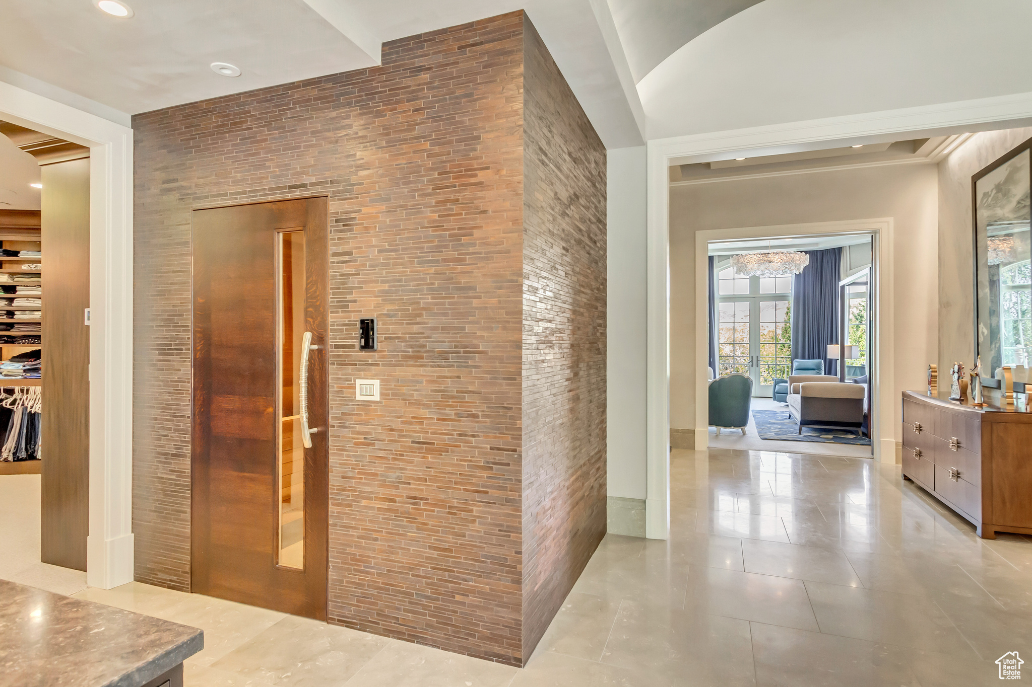 ALPINE COVE - Residential