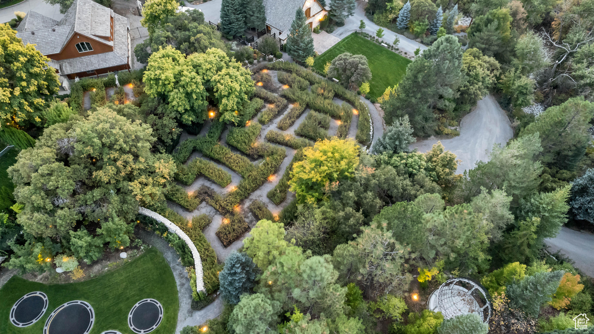 ALPINE COVE - Residential