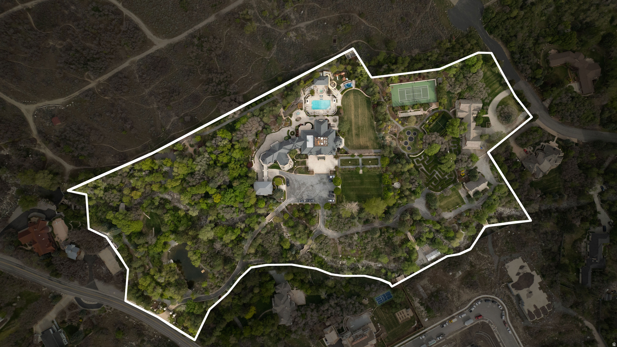 ALPINE COVE - Residential