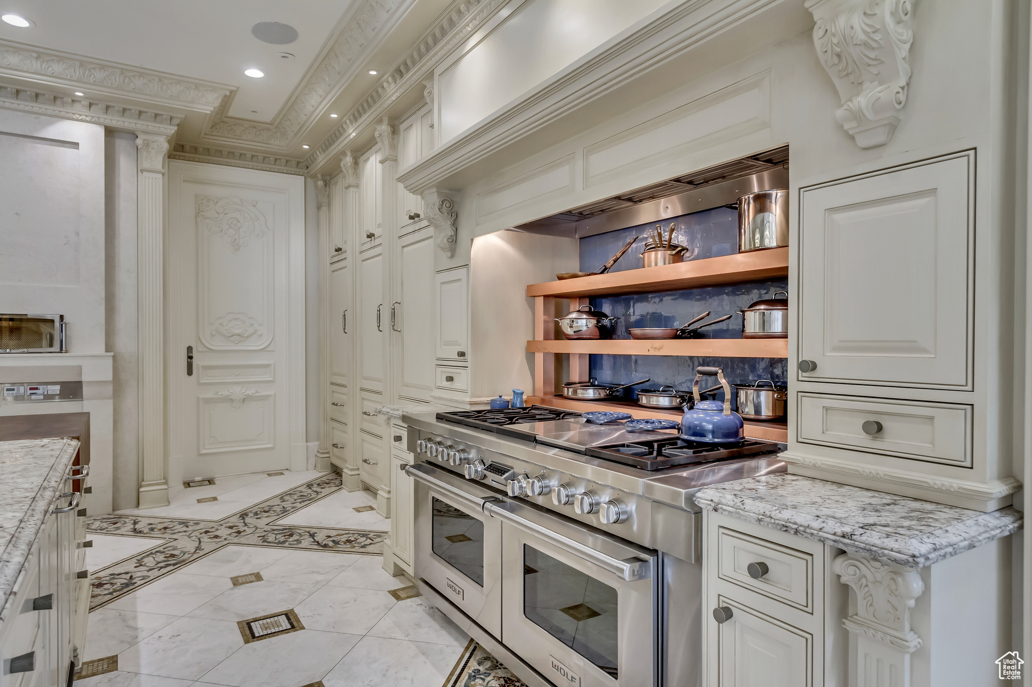 ALPINE COVE - Residential