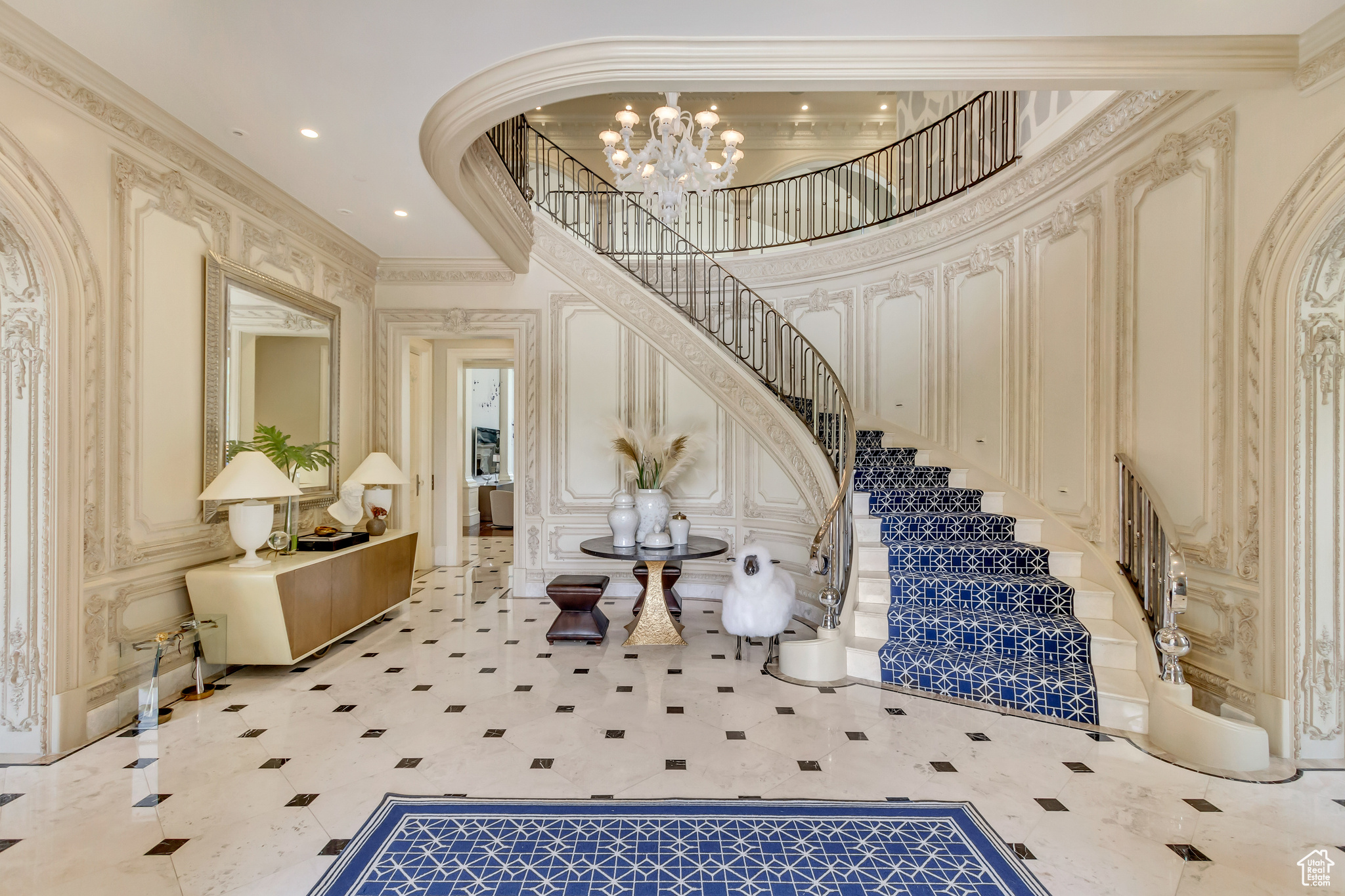 ALPINE COVE - Residential