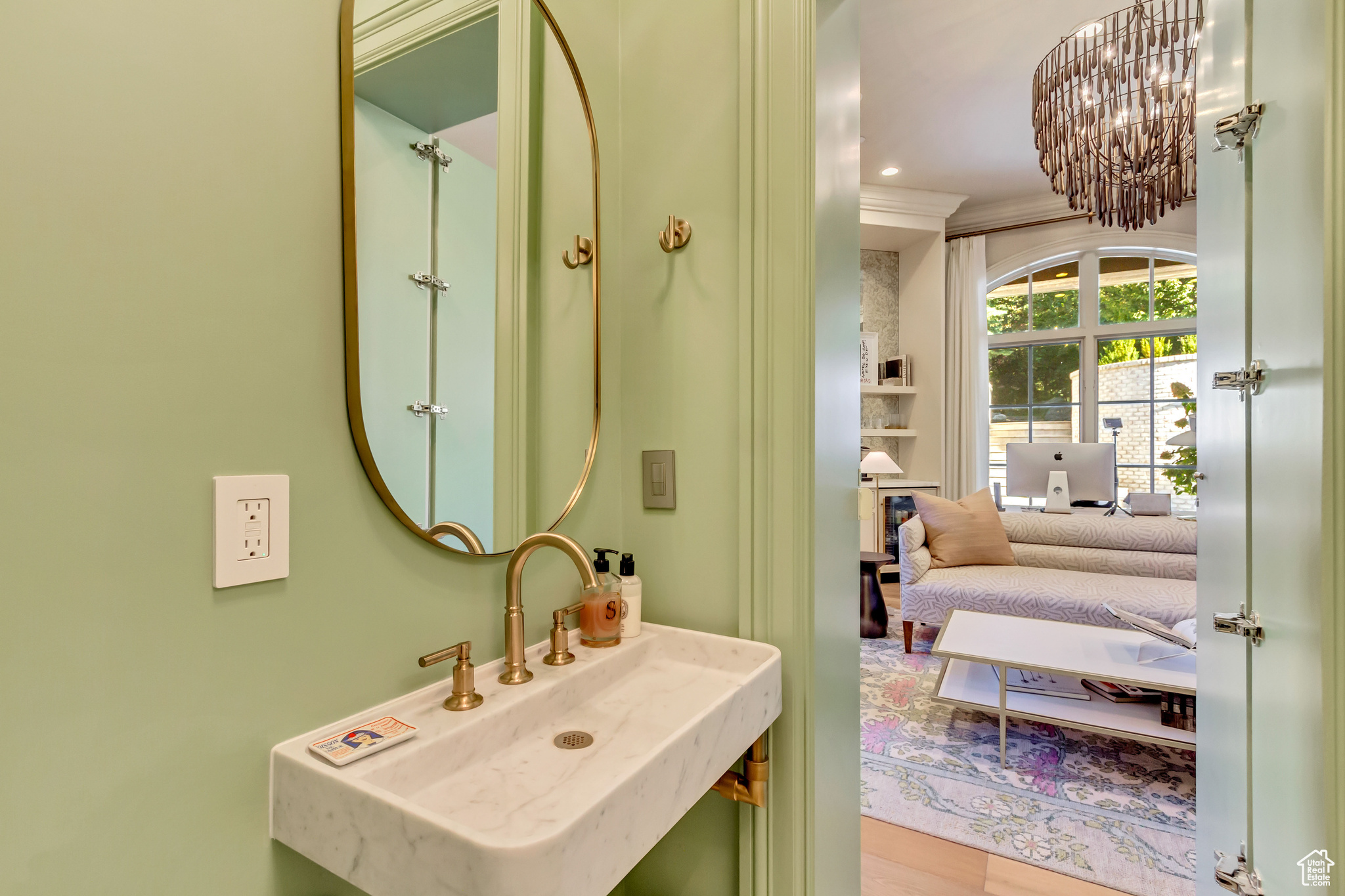 ALPINE COVE - Residential