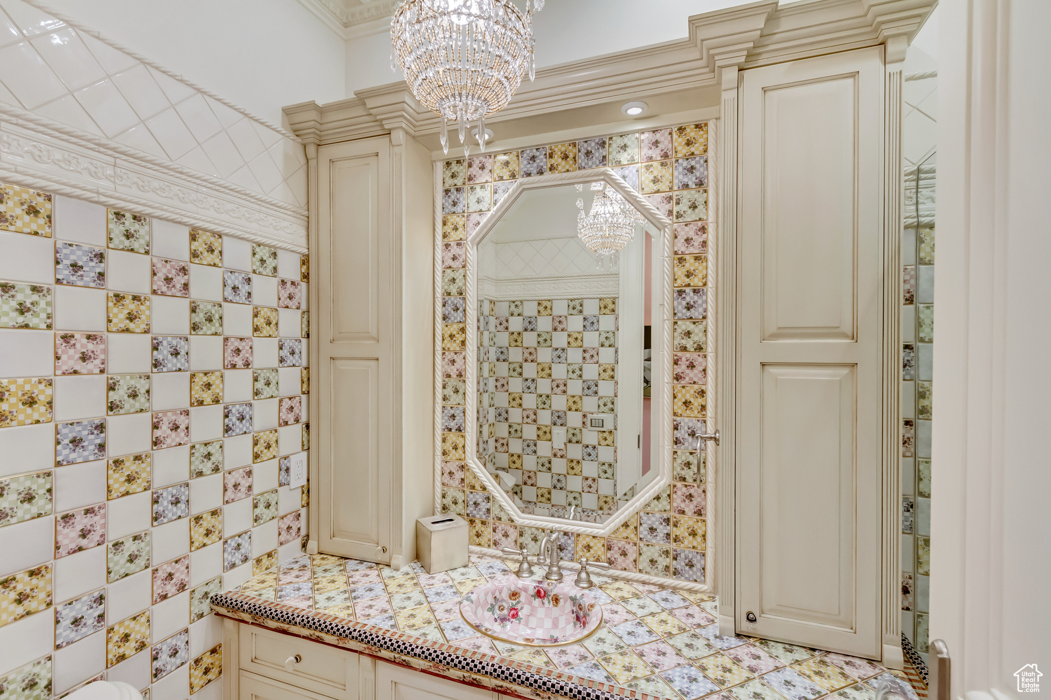 ALPINE COVE - Residential