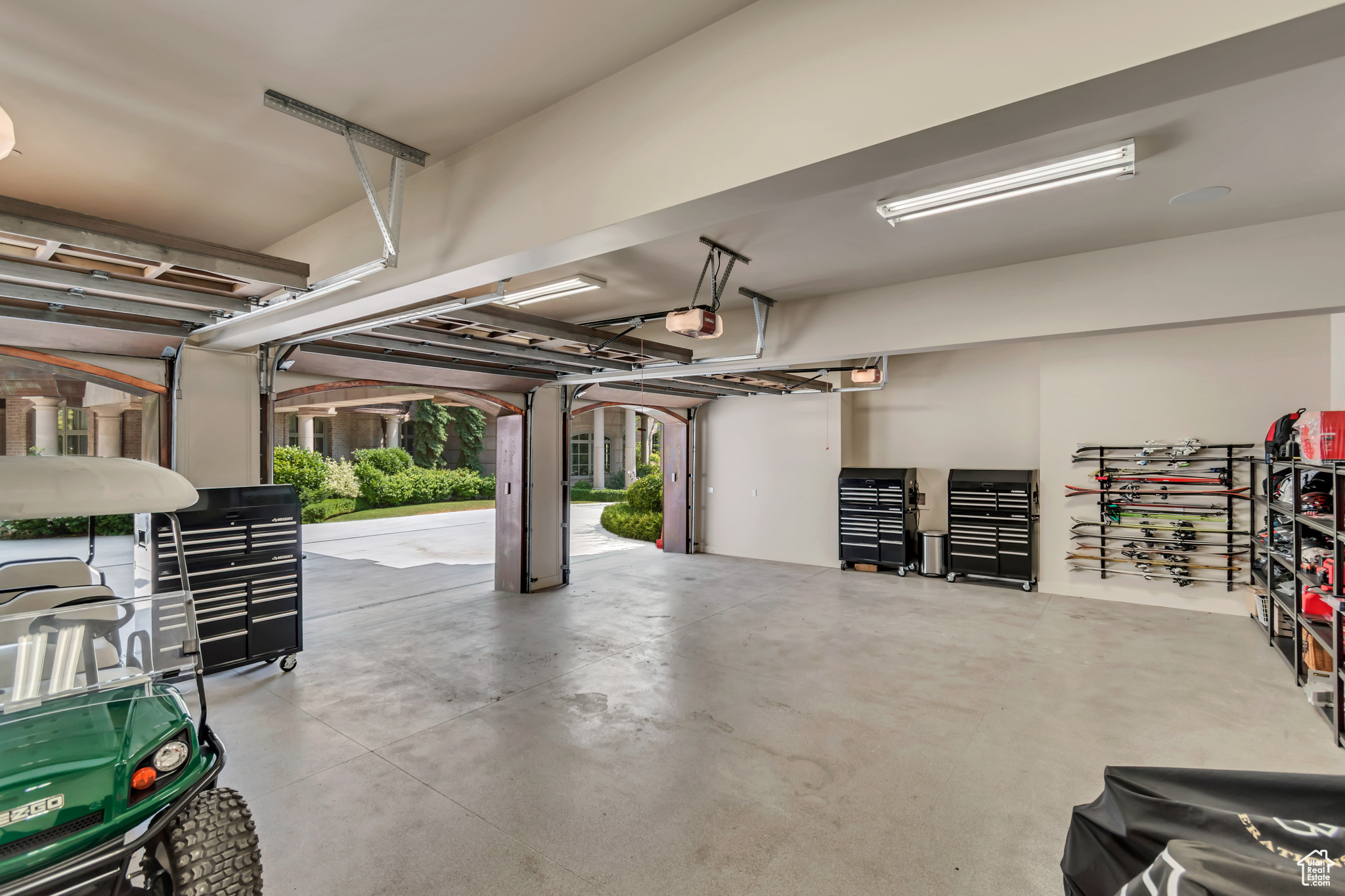 ALPINE COVE - Residential