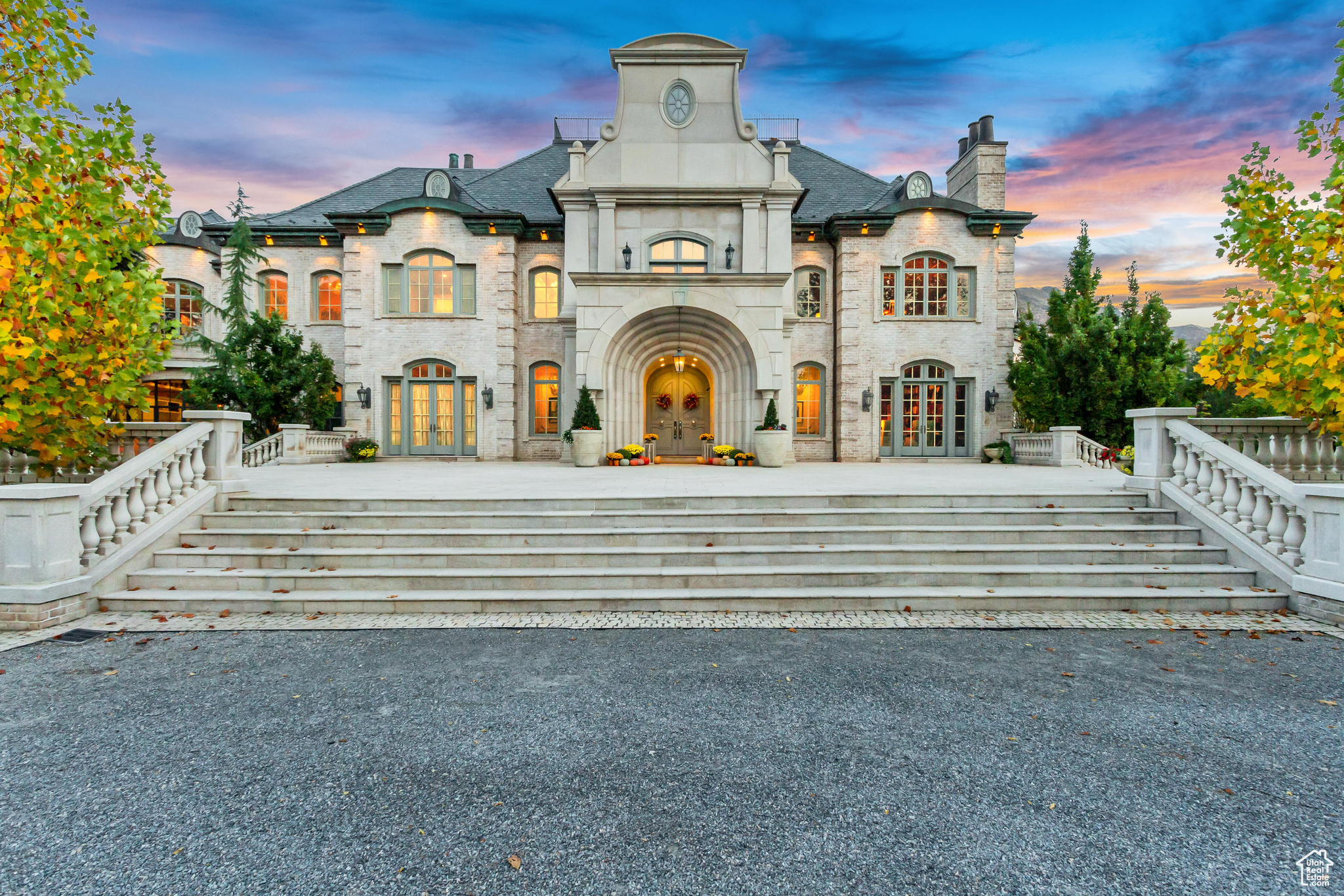 ALPINE COVE - Residential